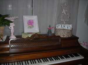 Paris Piano