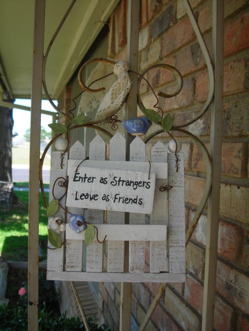 love this little sign ... a gift from jannetta ... so sweet!